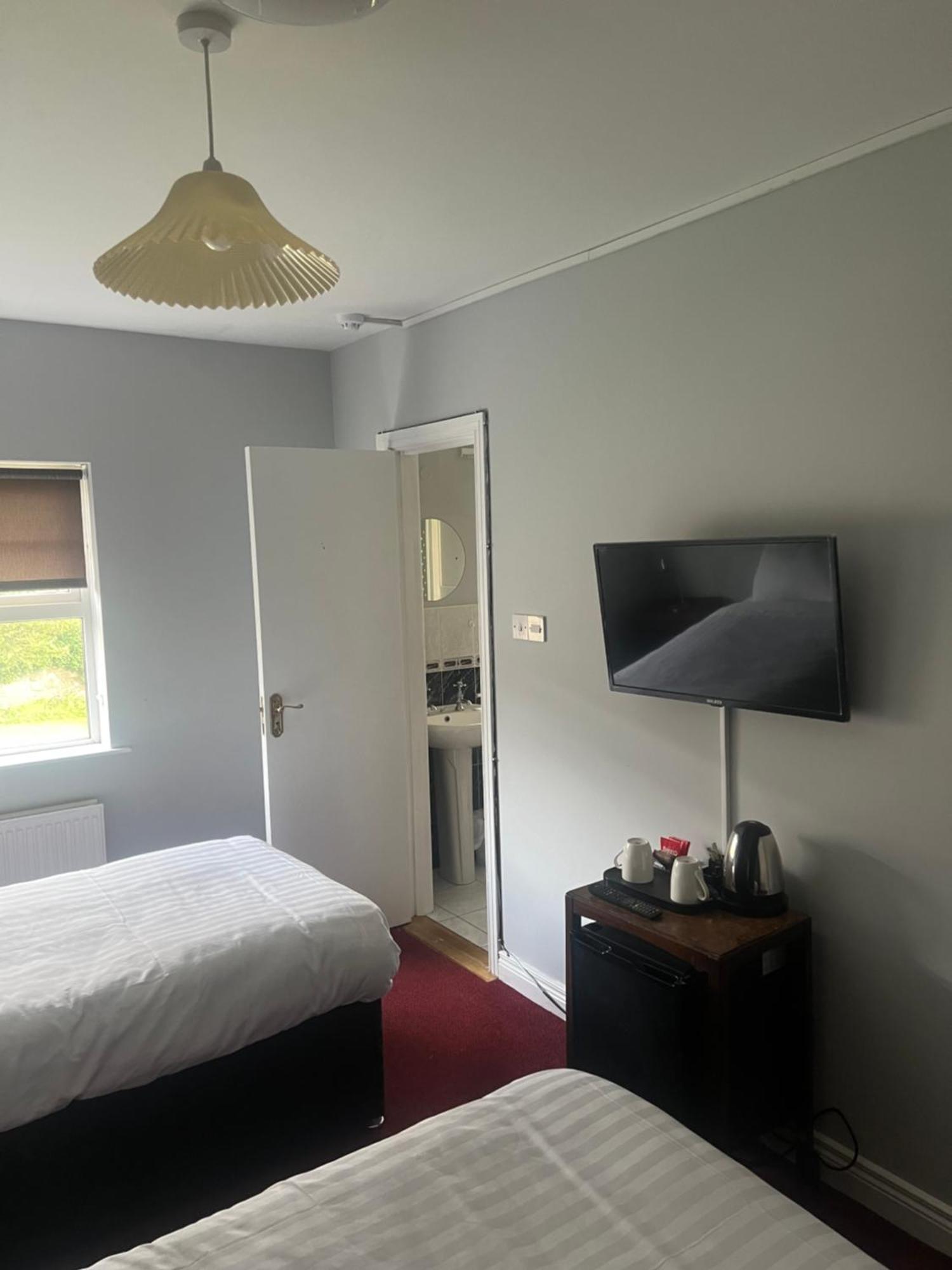 Town Clock Guesthouse Buncrana Extérieur photo